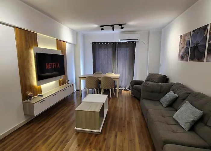 Rehab Fancy Apartment With Garden View - New Cairo
