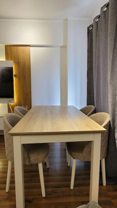 Rehab Fancy With Garden View - New