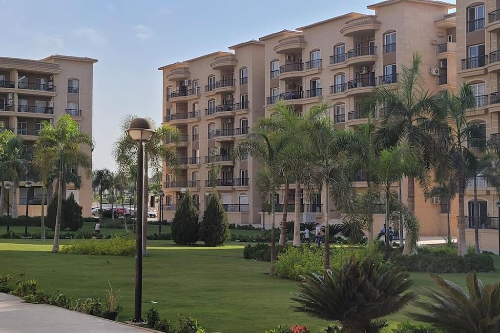 Rehab Fancy With Garden View - New Cairo